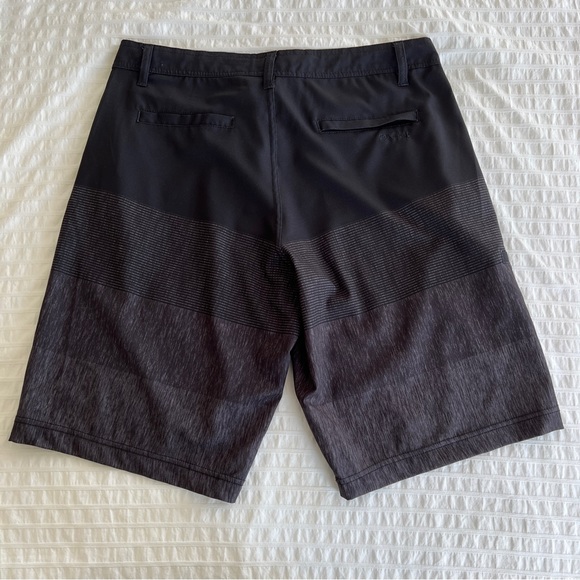 Da Hui Hybrid Collection Grey Ombre Stripe Hybrid Board Shorts, 32 - Picture 2 of 11
